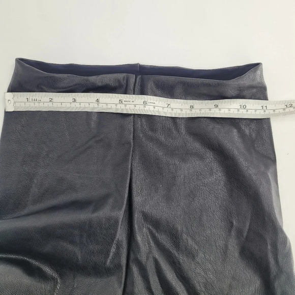 Commando perfect control faux leather leggings in black size small - Picture 8 of 10